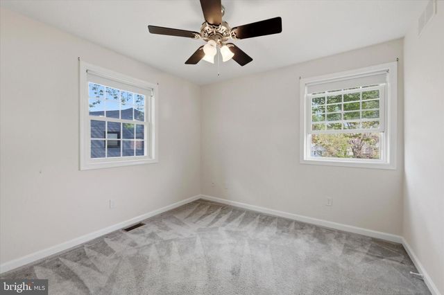 2406 BALDWIN RUN DR, Aston, PA 19014