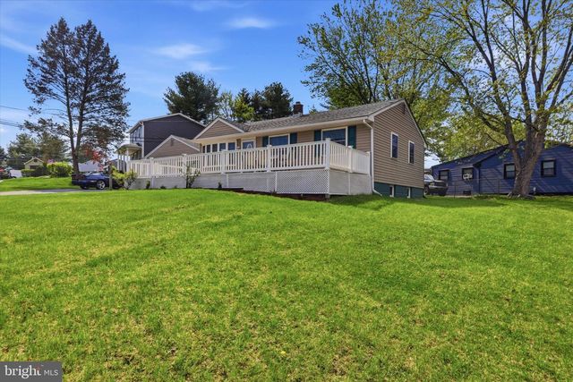 2406 BALDWIN RUN DR, Aston, PA 19014