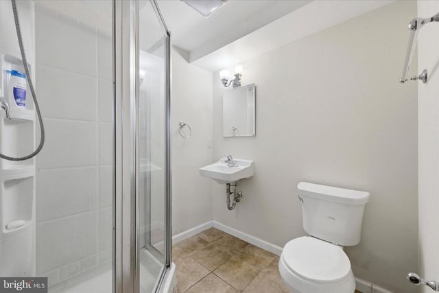 2406 BALDWIN RUN DR, Aston, PA 19014