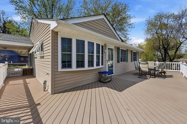 2406 BALDWIN RUN DR, Aston, PA 19014
