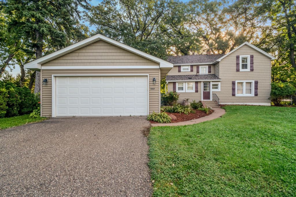 10007 Tyler Street NE, Blaine, MN 55434