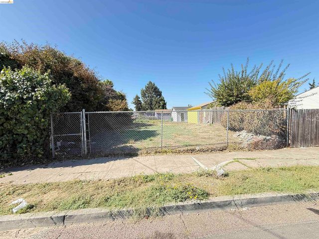 Olive St, Oakland, CA 94603