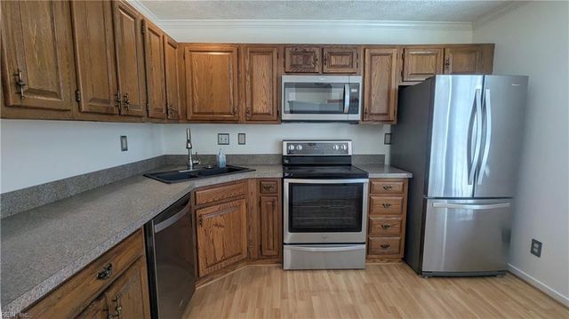 4910 Falkirk MEWS, Williamsburg, VA 23188