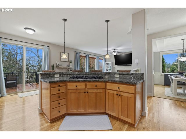 22747 Sw COWLITZ Dr, Tualatin, OR 97062