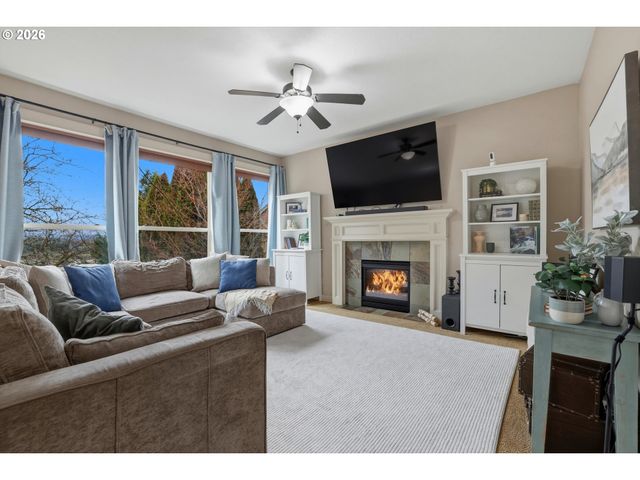 22747 Sw COWLITZ Dr, Tualatin, OR 97062