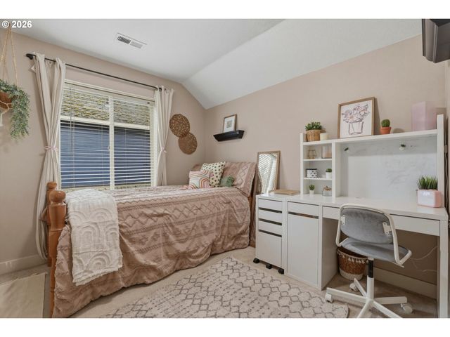 22747 Sw COWLITZ Dr, Tualatin, OR 97062