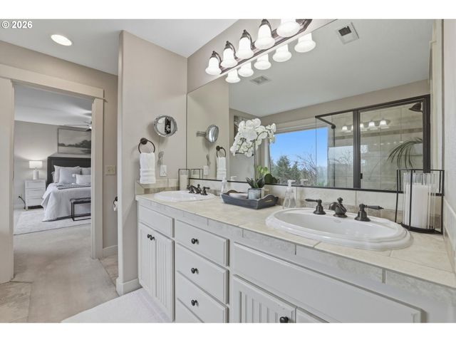 22747 Sw COWLITZ Dr, Tualatin, OR 97062