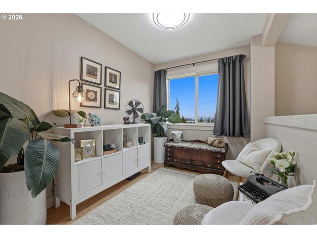 22747 Sw COWLITZ Dr, Tualatin, OR 97062