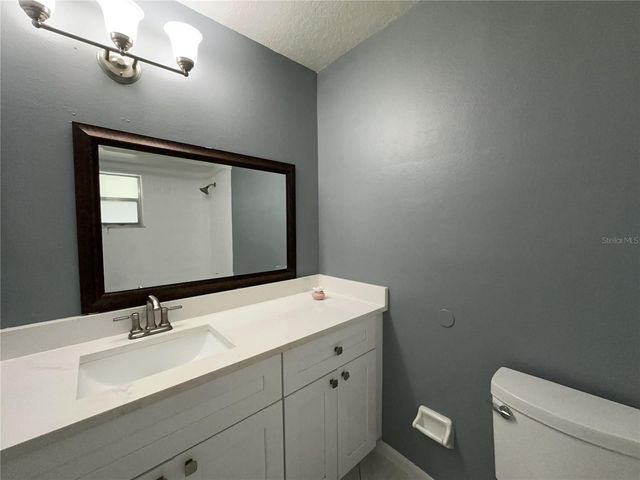 22 W COUNTRY COVE WAY, Kissimmee, FL 34743