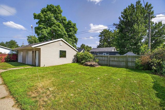 1340 BAKER STREET, Wisconsin Rapids, WI 54494