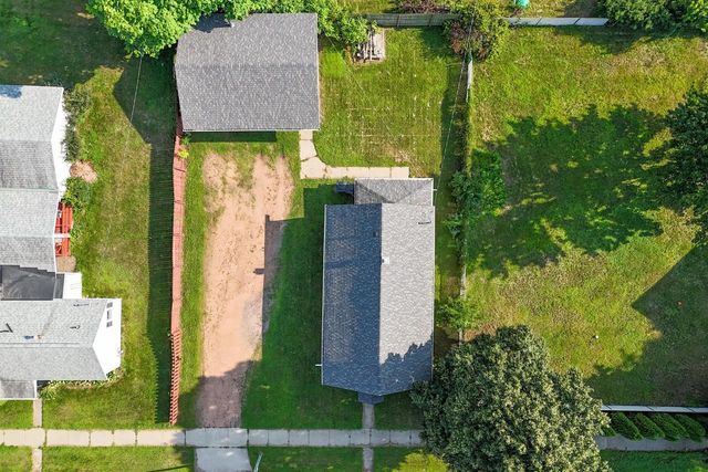 1340 BAKER STREET, Wisconsin Rapids, WI 54494