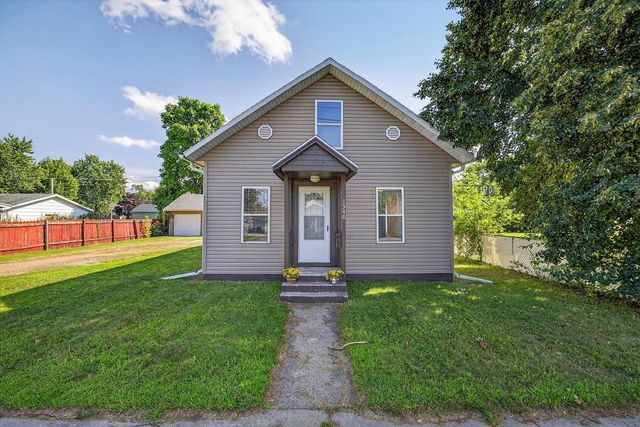 1340 BAKER STREET, Wisconsin Rapids, WI 54494