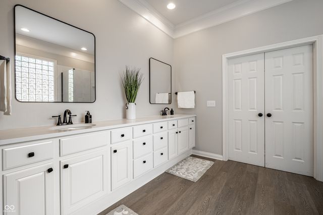 8050 Heyward Drive, Indianapolis, IN 46250