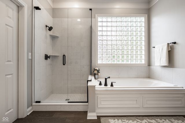 8050 Heyward Drive, Indianapolis, IN 46250