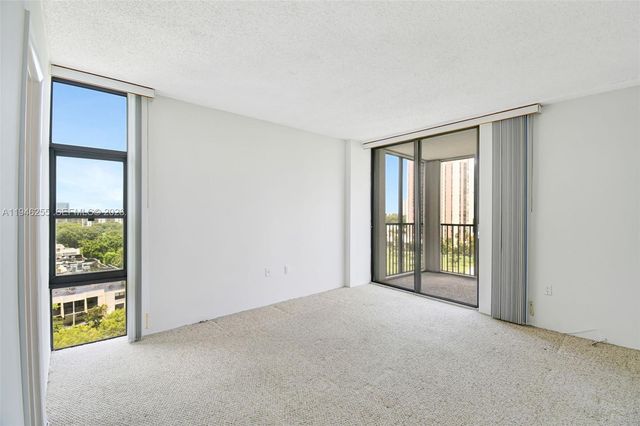 20100 W Country Club Drive 1005, Aventura, FL 33180