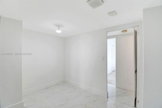 20100 W Country Club Drive 1005, Aventura, FL 33180