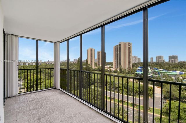 20100 W Country Club Drive 1005, Aventura, FL 33180