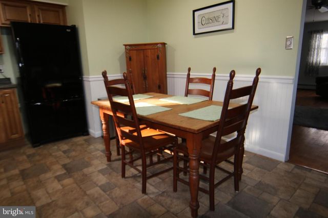 856 ERFORD RD, Camp Hill, PA 17011