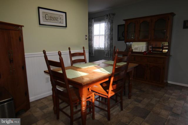 856 ERFORD RD, Camp Hill, PA 17011