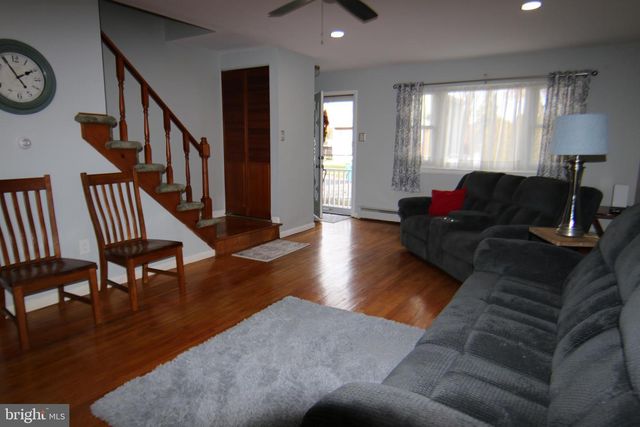 856 ERFORD RD, Camp Hill, PA 17011