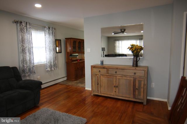 856 ERFORD RD, Camp Hill, PA 17011