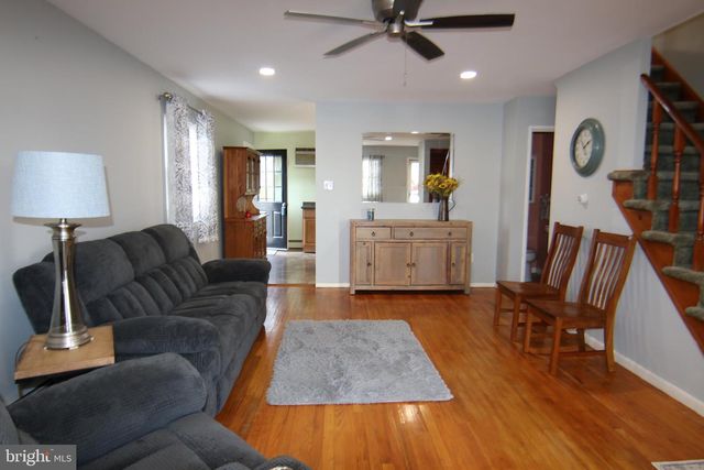 856 ERFORD RD, Camp Hill, PA 17011