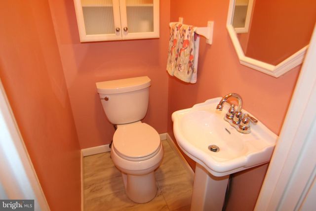 856 ERFORD RD, Camp Hill, PA 17011