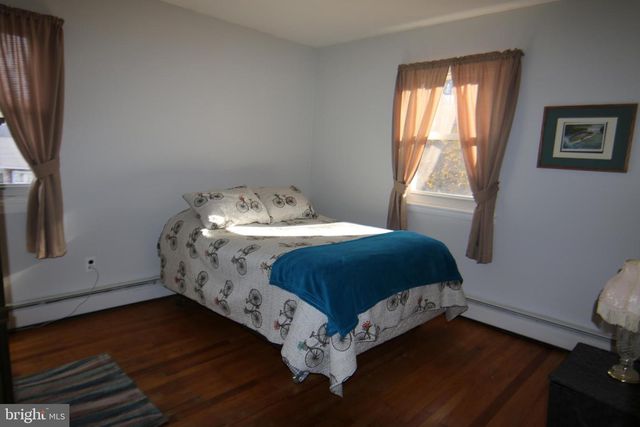 856 ERFORD RD, Camp Hill, PA 17011