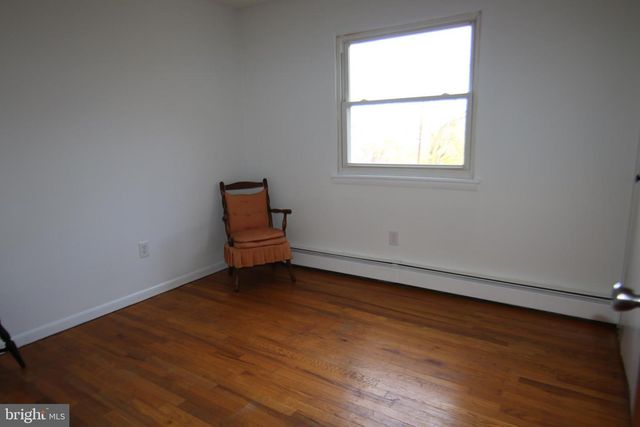 856 ERFORD RD, Camp Hill, PA 17011