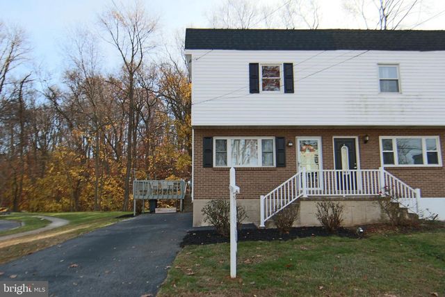 856 ERFORD RD, Camp Hill, PA 17011