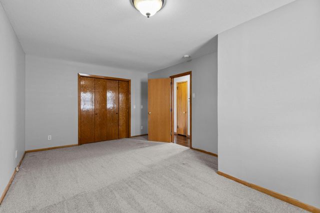 1633 Sherwood Avenue, Saint Paul, MN 55106