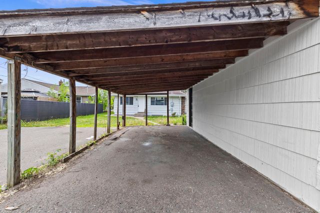 1633 Sherwood Avenue, Saint Paul, MN 55106
