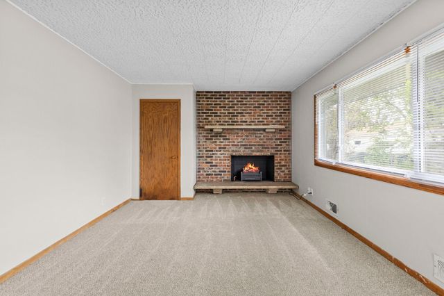 1633 Sherwood Avenue, Saint Paul, MN 55106