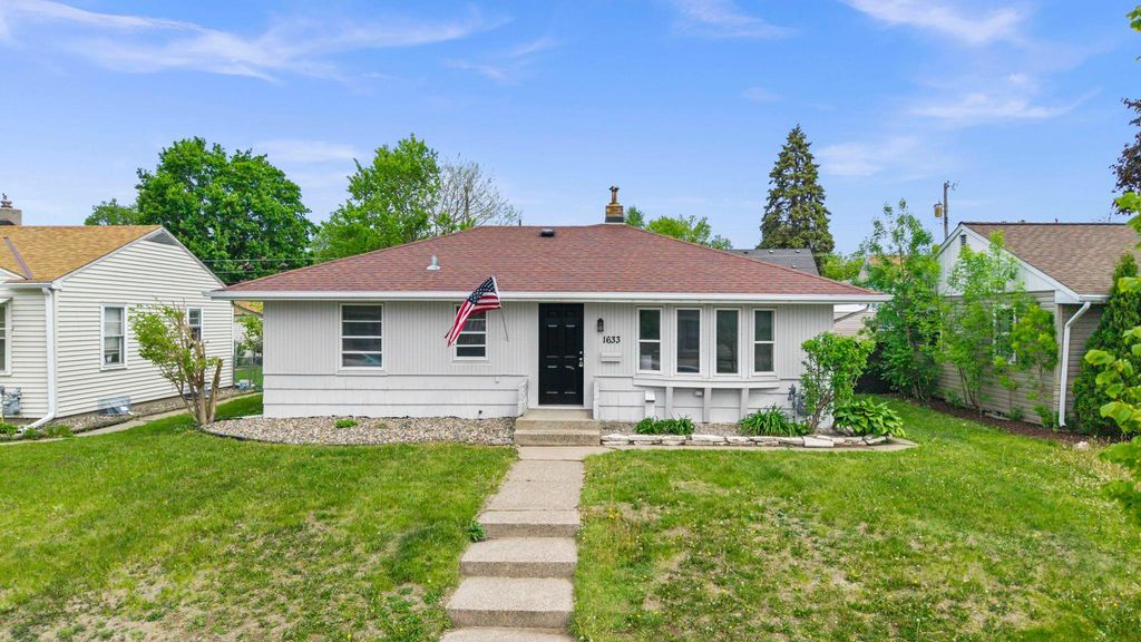 1633 Sherwood Avenue, Saint Paul, MN 55106