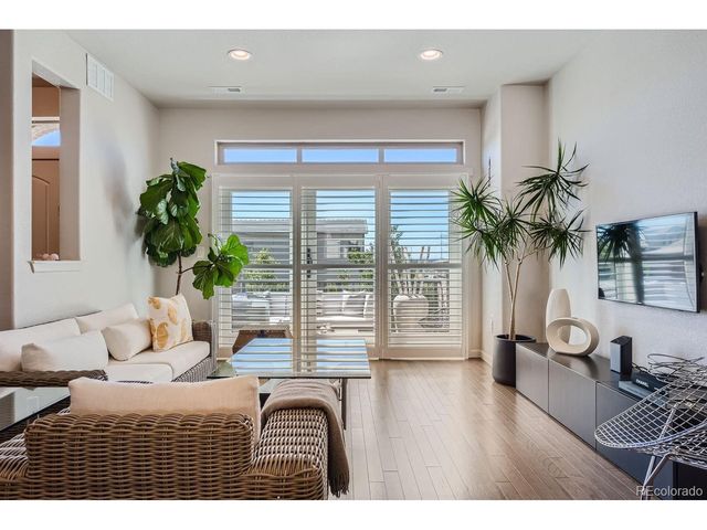 15615 W La Salle Ave, Lakewood, CO 80228