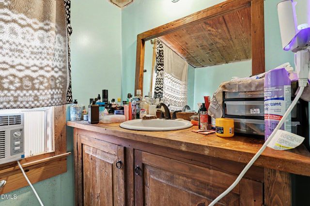 9999 N Carolina 57, Rougemont, NC 27572