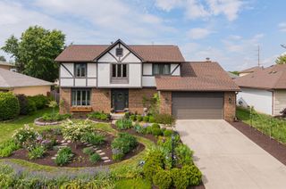 2406 Parkview Drive, Grove City, OH 43123