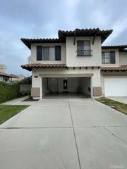 2117 San Antonio, Corona, CA 92882