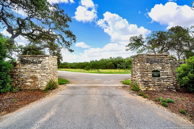 1650 S Rainbow Ranch, Wimberley, TX 78676