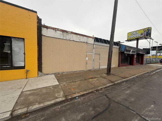 16038 E. 8 mile Road, Detroit, MI 48205