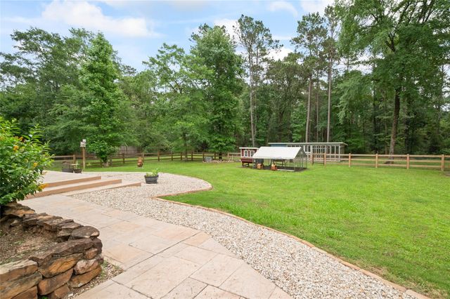 20103 Mahogany Ridge Drive, Magnolia, TX 77355