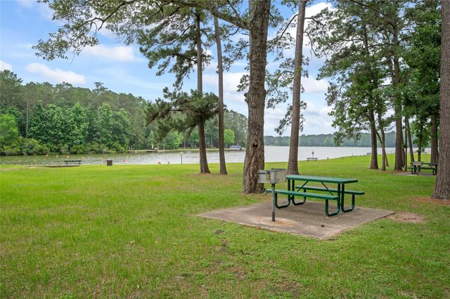 20103 Mahogany Ridge Drive, Magnolia, TX 77355