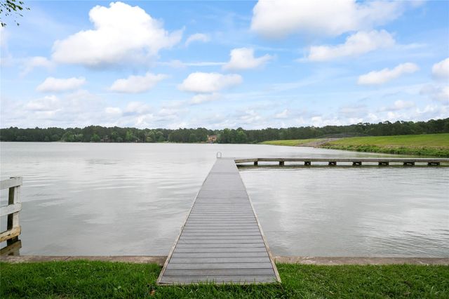 20103 Mahogany Ridge Drive, Magnolia, TX 77355