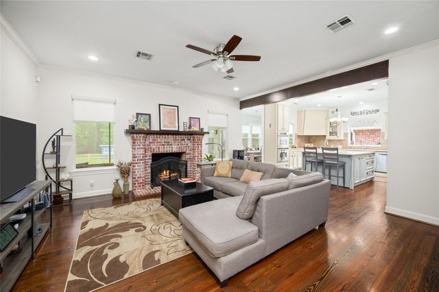 20103 Mahogany Ridge Drive, Magnolia, TX 77355