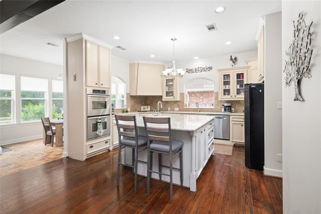 20103 Mahogany Ridge Drive, Magnolia, TX 77355