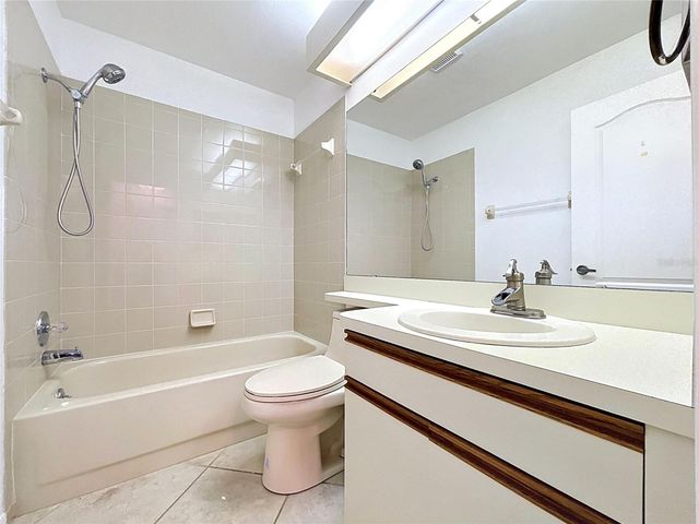 4165 ROSAS AVENUE 3088, Sarasota, FL 34233