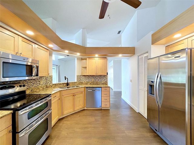 4165 ROSAS AVENUE 3088, Sarasota, FL 34233