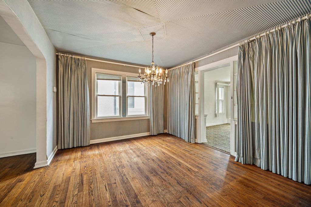 2907 W Bryn Mawr Avenue, Chicago, IL 60659 — photo 5