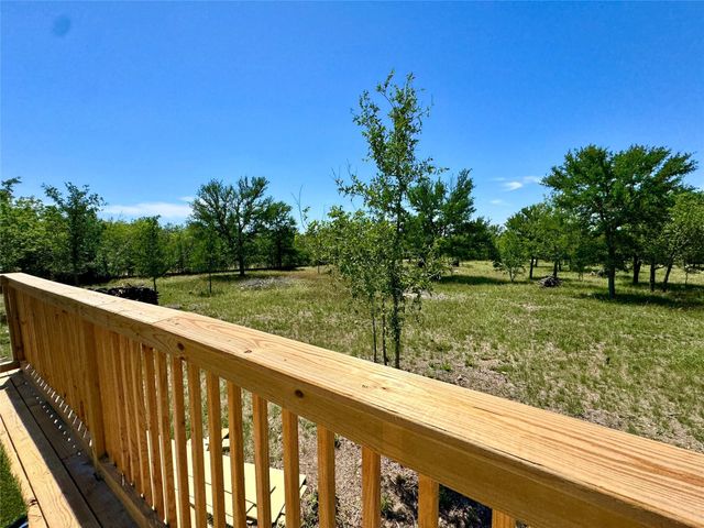 229 Tulipan LN, Dale, TX 78616