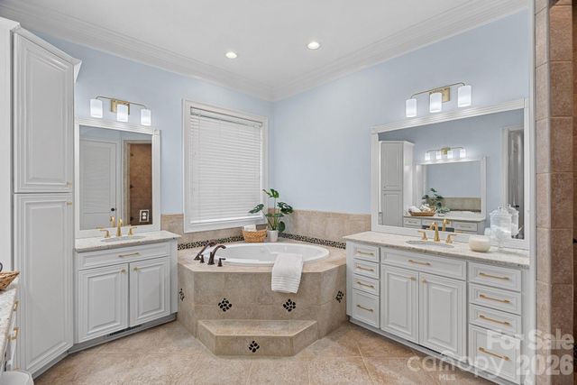 934 Lake Club Drive, Rock Hill, SC 29732
